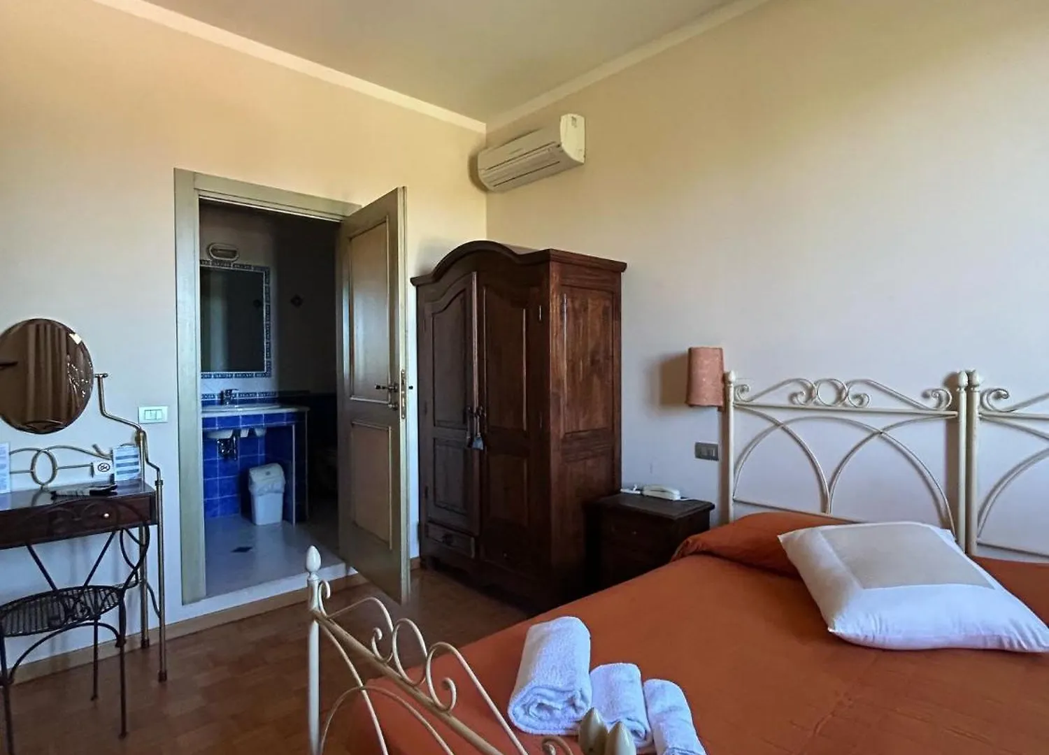 乡村民宿 Agriturismo La Valle Dei Conti 切塞纳 意大利